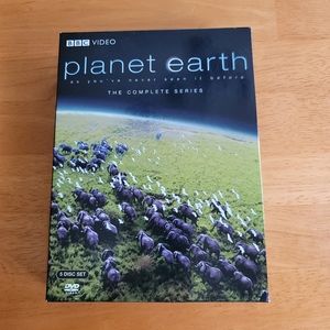 Planet Earth 2007 5 disc DVD set David Attenborough BBC